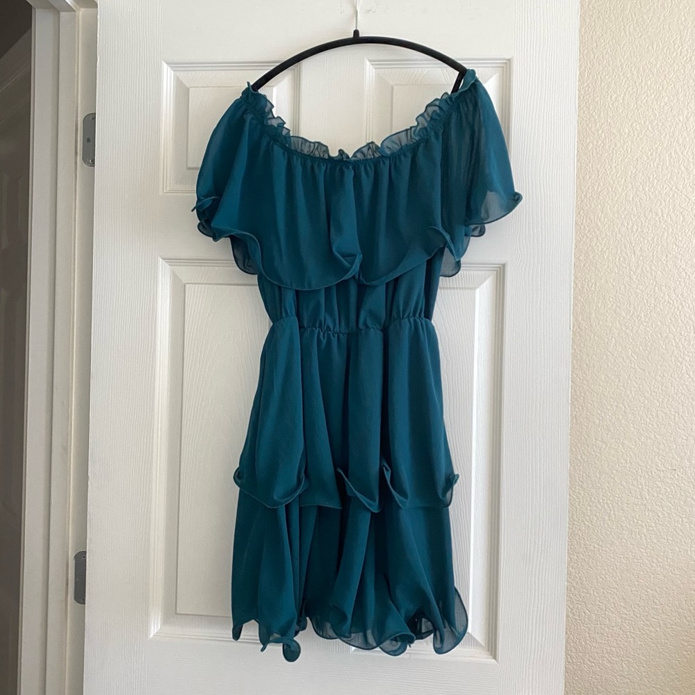 Pretty Little Thing ruffle dress